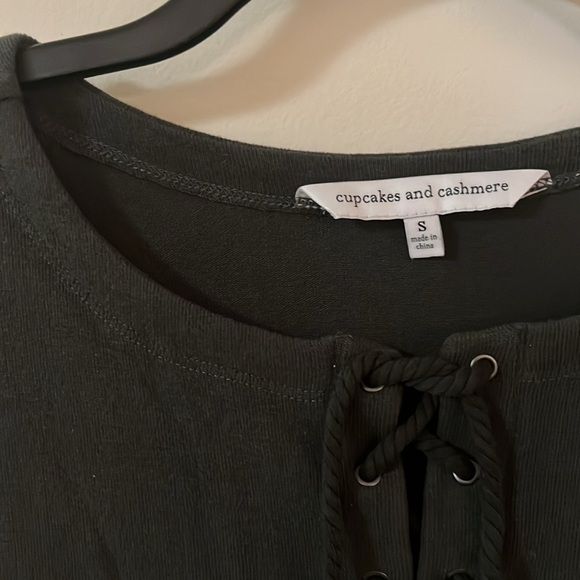 NWOT Cupcakes and Cashmere Sweater - Picture 2 of 3